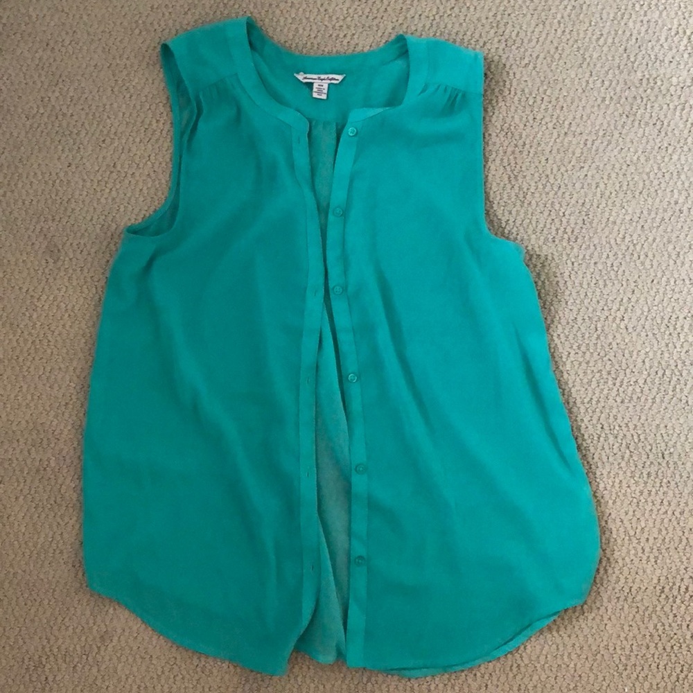 AMERICAN EAGLE, sleeveless, button down top (M)